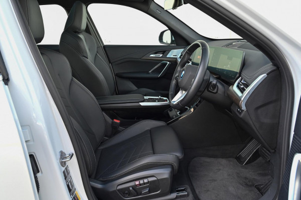 2024 BMW iX1 U11 xDrive30 M Sport SUV image 7
