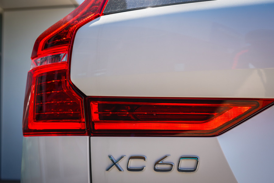 2024 MY25 Volvo XC60 UZ Plus B5 SUV Image 9