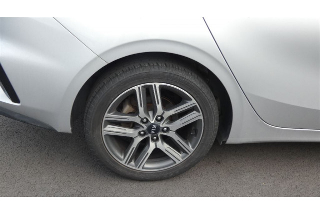 2020 MY21 Kia Cerato BD MY21 SPORT+ SAFETY PACK Hatch Image 10