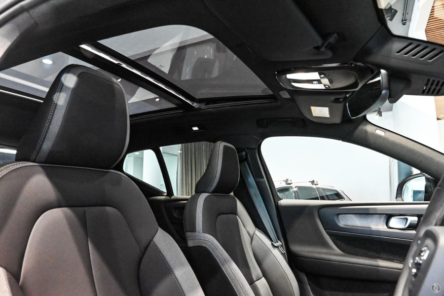 2024 MY25 Volvo EX40 No Series Ultra Single Motor Extended Range SUV Image 8
