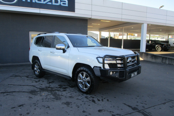 2021 Toyota LandCruiser 5E55190D0 Sahara Wagon