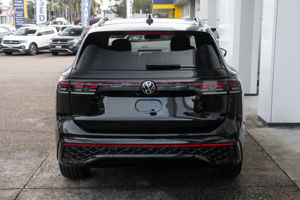 2026 Volkswagen Tiguan 195TSI R-Line SUV image 5