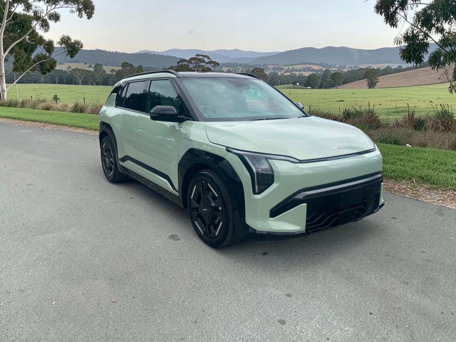 2026 MY27 Kia EV3 SV GT-Line SUV Image 2