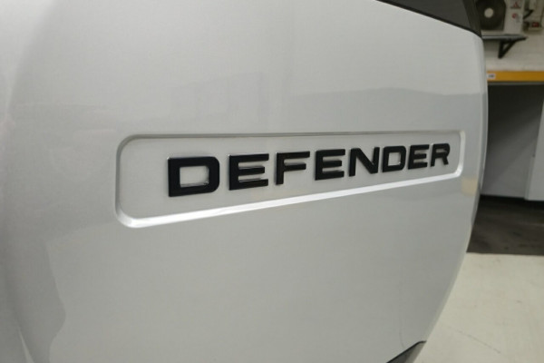 2020 Land Rover Defender L663 HSE SUV Image 23