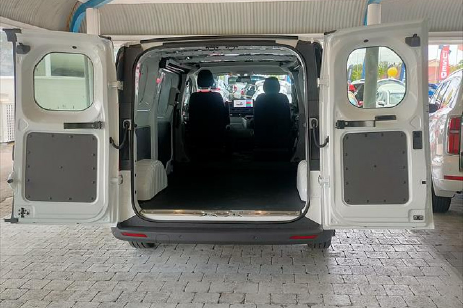 2024 LDV Deliver 7   Van Image 13