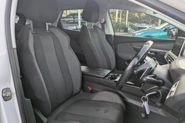 2018 MY19 Peugeot 3008 P84 Active SUV Image 10