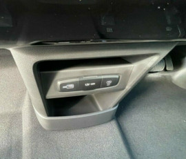 2024 MY25 Hyundai Staria US4.V3 Elite People Mover image 19