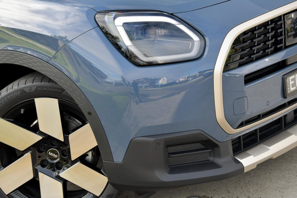2026 MINI Countryman U25 S Favoured SUV