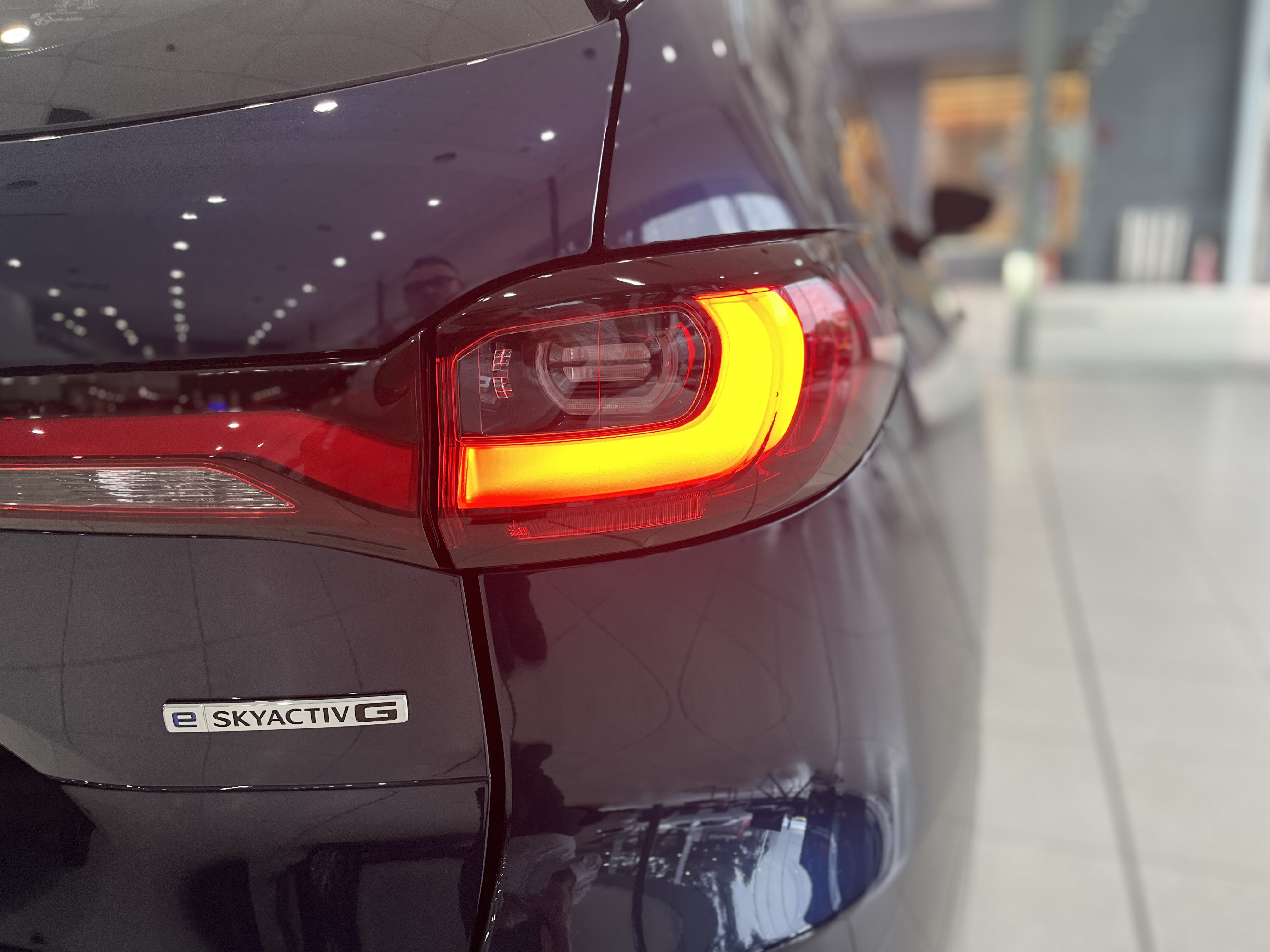 2024 Mazda CX-80 KL G40e Touring SUV Image 8