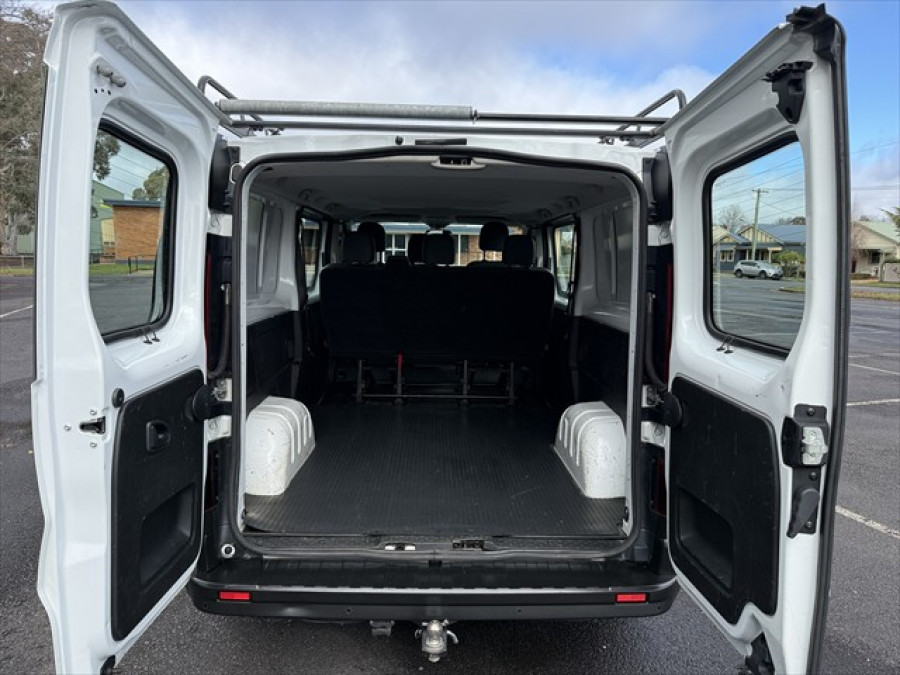 2022 Renault Trafic X82 Crew Lifestyle 125kW Van Image 15