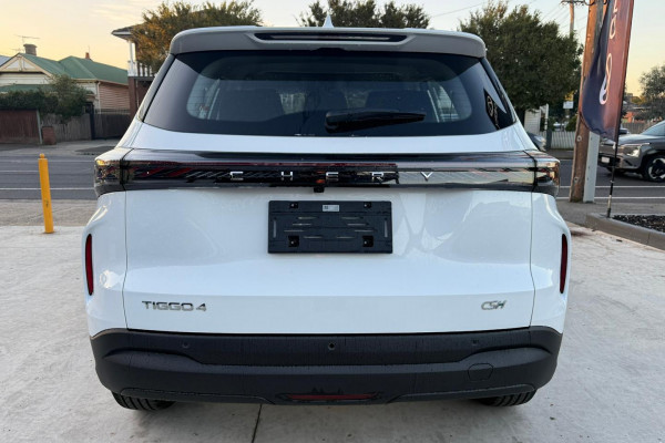 2026 Chery Tiggo 4  Hybrid Urban SUV Image 7
