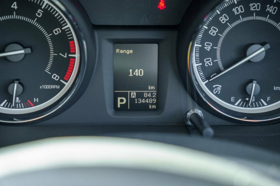 2010 MY11 Suzuki Kizashi FR Prestige Sedan Image 18