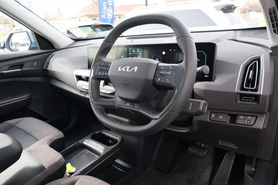 2026 Kia EV5 OVc Air Long Range SUV Image 7