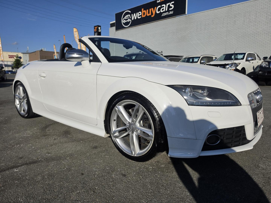 2009 Audi TTS 8J  Convertible Image 5