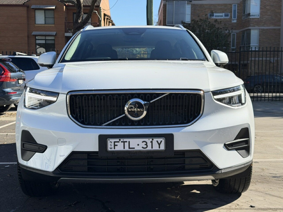 2026 Volvo XC40 XZ Plus B4 SUV Image 5