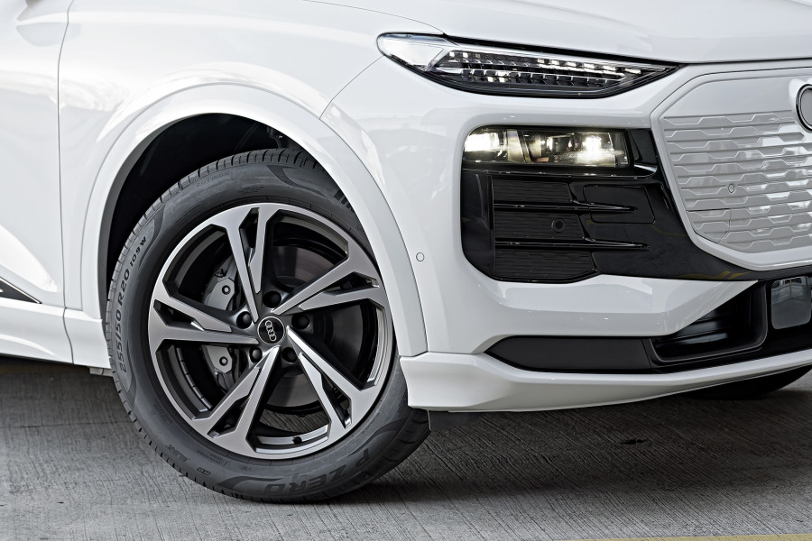 2026 Audi Q6 e-tron SUV