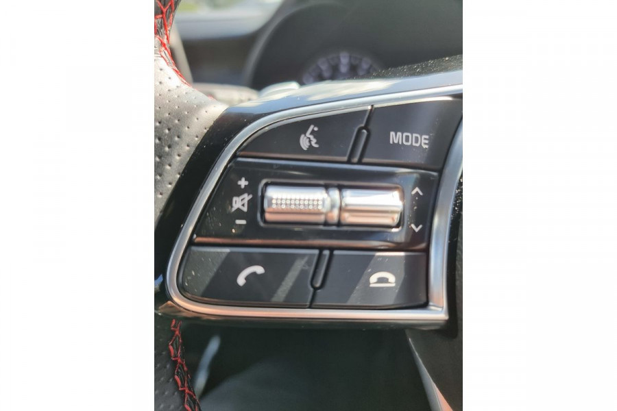 2019 Kia Cerato BD GT Sedan Image 17