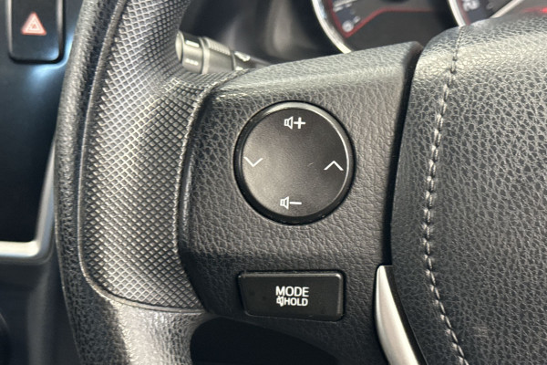 2014 Toyota Corolla ZRE182R Ascent Hatch Image 4