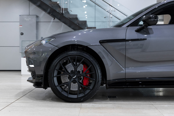 2025 Aston Martin DBX Wagon Image 61