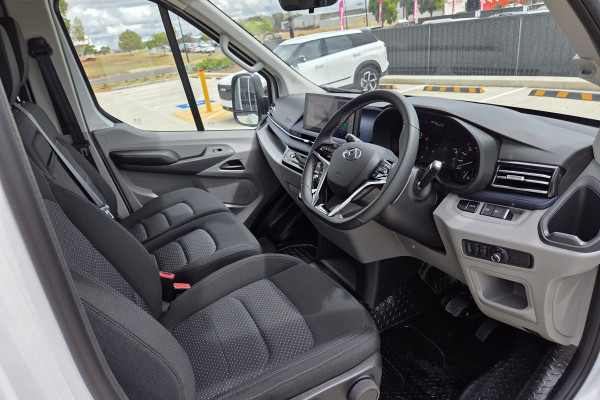 2026 MY24 LDV Deliver 9 Mid Roof MWB Van Image 9