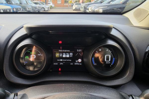 2023 Toyota Yaris Cross MXPB10R GX SUV Image 20