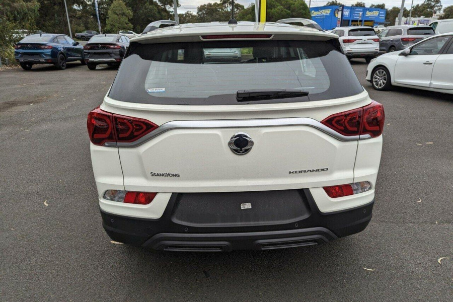 2023 KGM SsangYong Korando C300 ELX SUV Image 7