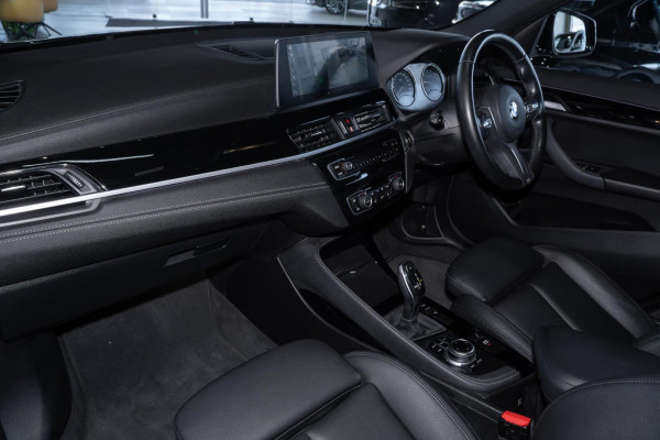 2022 BMW X1 F48 LCI sDrive20i SUV image 8