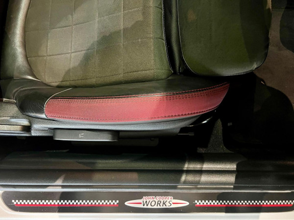 2015 MINI Cooper F56 John Cooper Works Hatch image 11