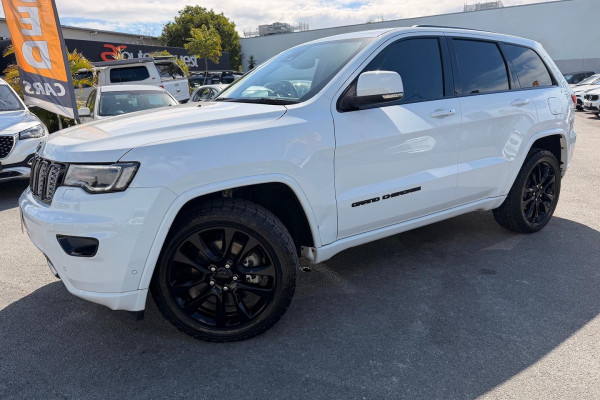 2020 MY0  Jeep Grand Cherokee WK Night Eagle SUV Image 3