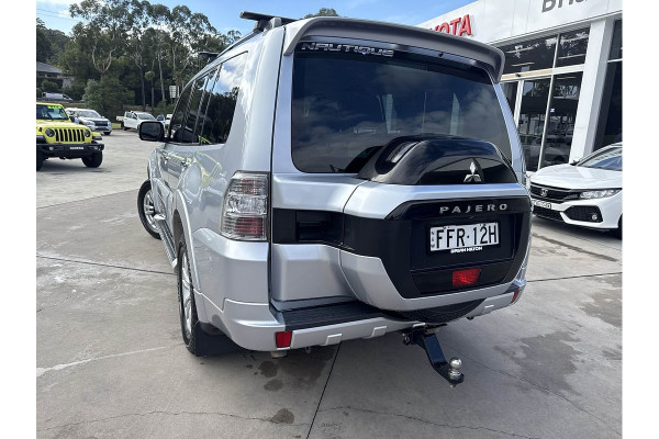 2017 Mitsubishi Pajero NX GLX Wagon Image 6