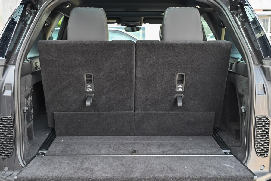 2025 Land Rover Discovery Series 5 D350 Dynamic HSE SUV
