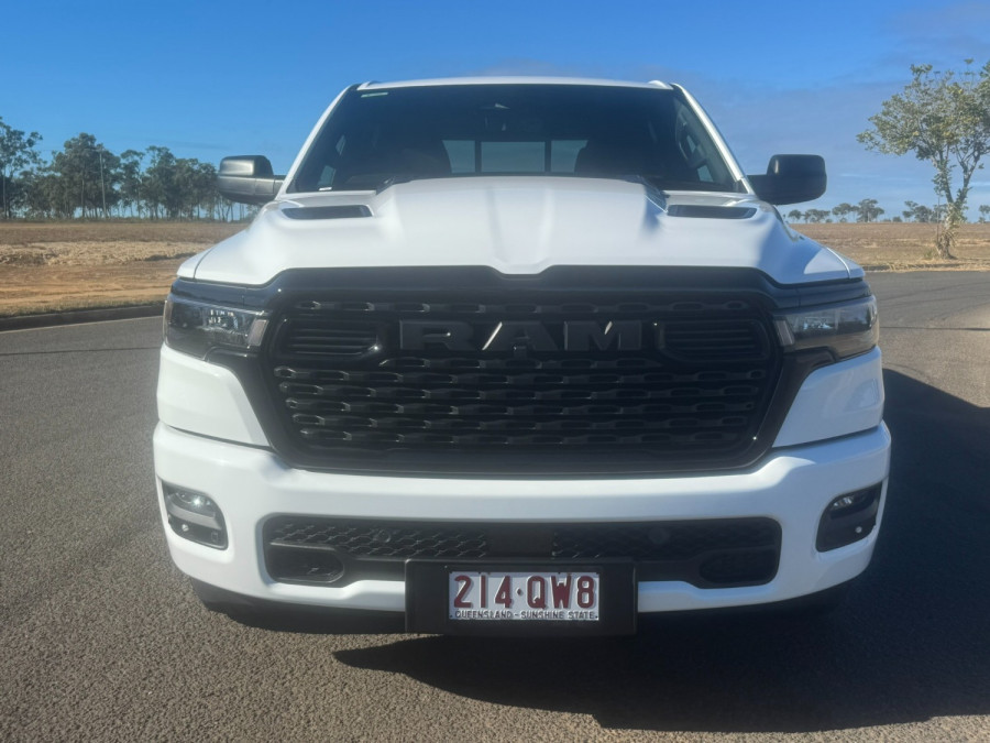 2026 Ram 1500 Express Ute Image 8