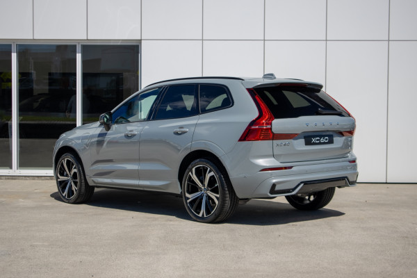 2025 Volvo XC60 UZ Ultra T8 Plug-In Hybrid SUV Image 2