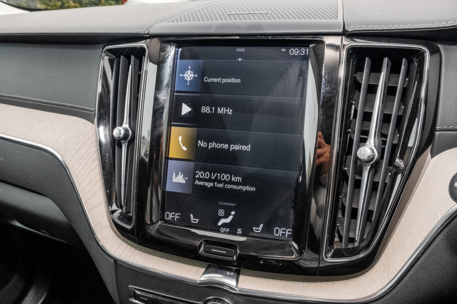 2020 Volvo XC60 UZ T5 SUV Image 14