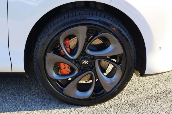 2025 MG IM6 S12L Performance SUV Image 21