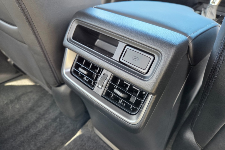 2025 Isuzu D-MAX SX Ute Image 11