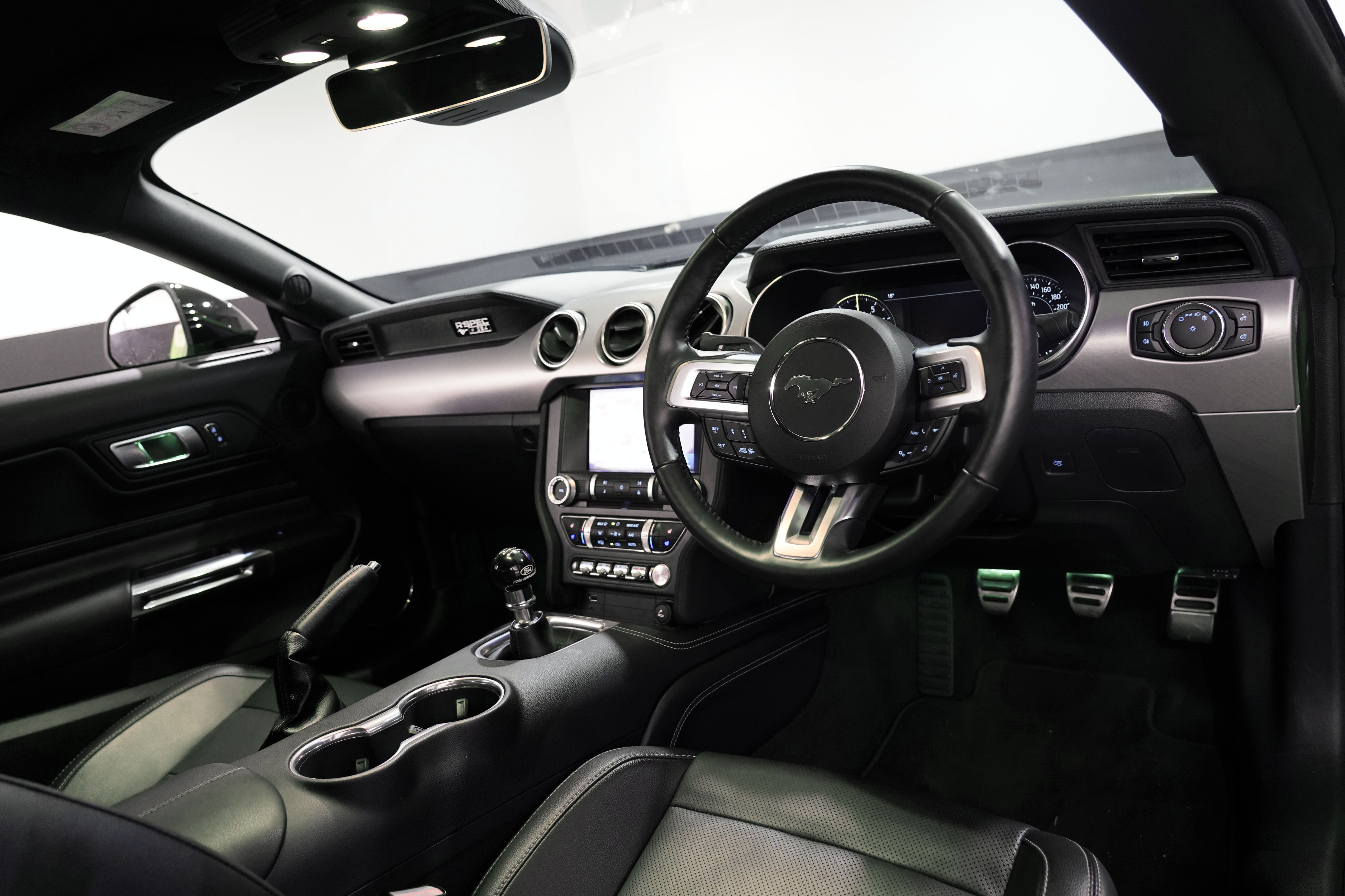 2020 Ford Mustang R-Spec Coupe Image 21