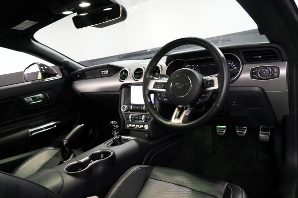 2020 Ford Mustang R-Spec Coupe Image 21