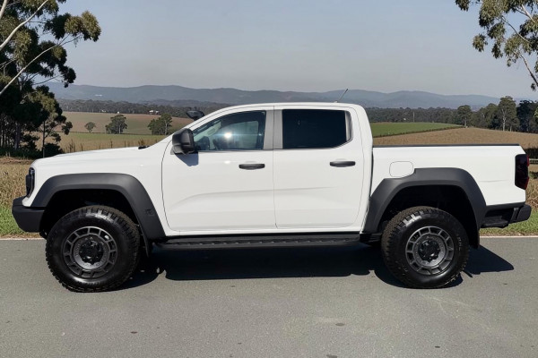 2026 MY26.5 Ford Ranger Super Duty  XLT Ute Image 4