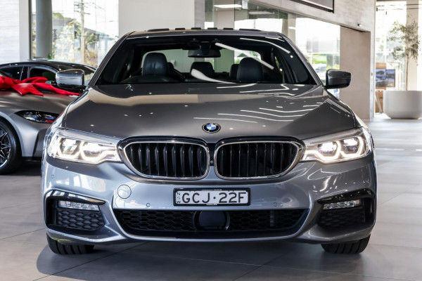 2019 BMW 5 Series G30 530i M Sport Sedan image 4