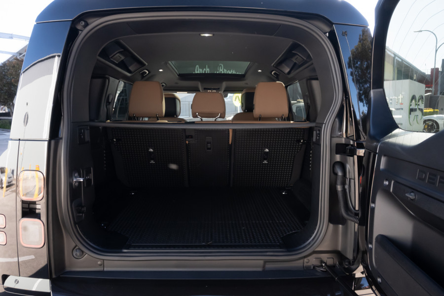 2026 Land Rover Defender L663 110 D350 X-Dynamic HSE SUV