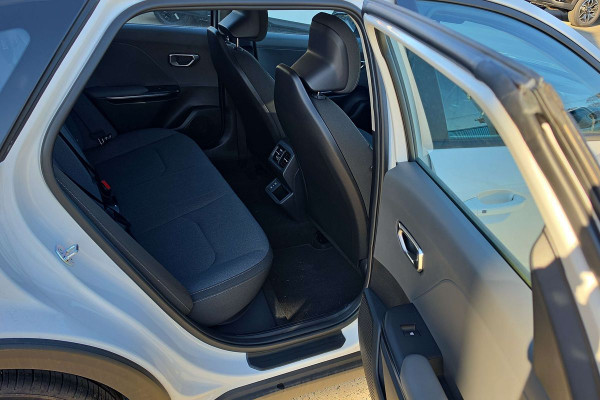 2025 MY26 Kia K4 CL4m S Hatch Image 13