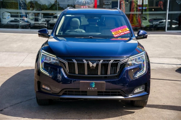 2024 Mahindra XUV700  AX7L SUV Image 5