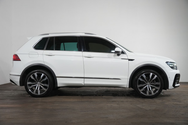 2017 Volkswagen Tiguan 162TSI R-Line SUV Image 4