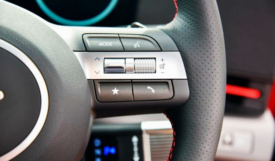 2026 Hyundai KONA SX2.V2  Electric Premium N Line SUV Image 19