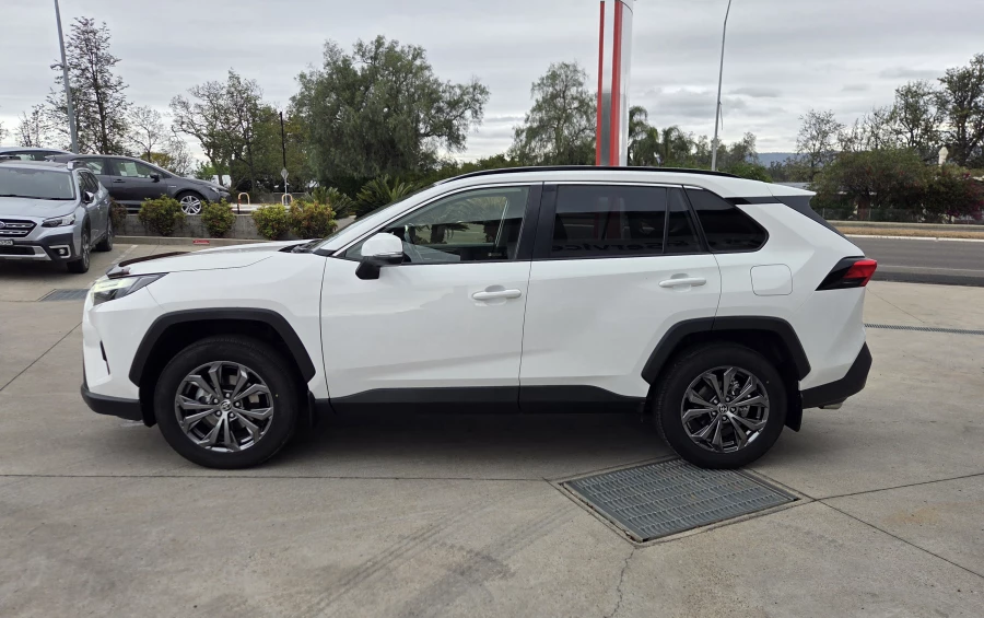 2021 Toyota RAV4 AXAH52R GXL SUV Image 7