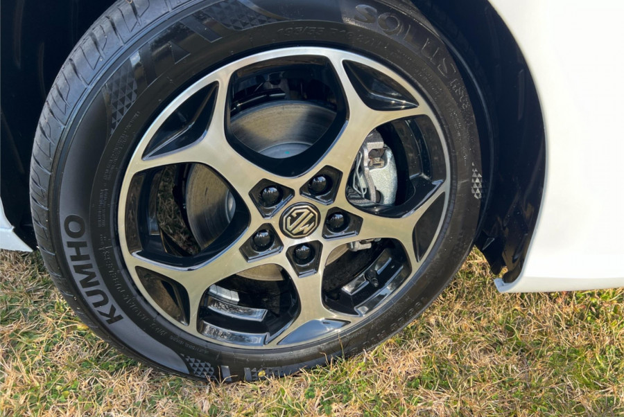 2025 MY24.5 MG MG3 ZP22 Excite Hatch Image 8