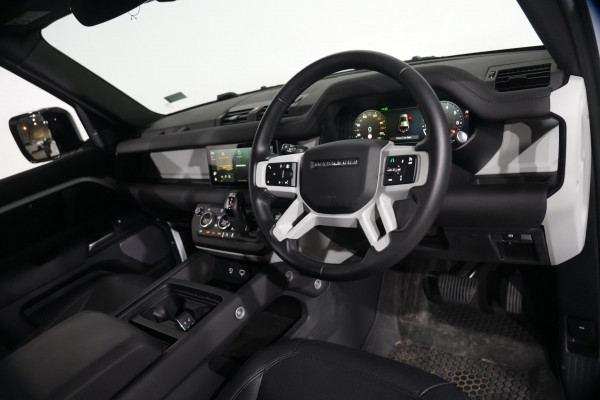 2024 Land Rover Defender L663 110 P300 S SUV Image 11