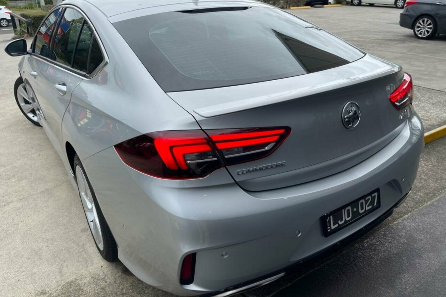 2017 MY18 Holden Commodore ZB MY18 RS-V Liftback AWD Hatch Image 10