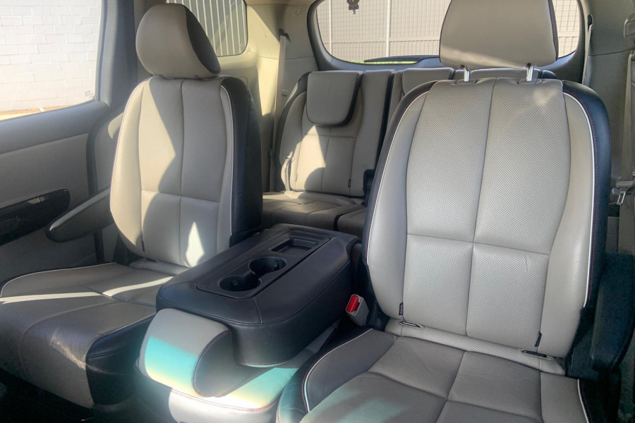 2020 Kia Carnival YP SLi Van Image 19